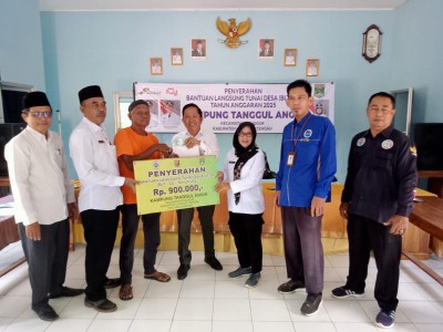 Plt. Camat Punggur Awet Agung Rifai Hadiri Penyaluran BLT-DD Kampung Tanggul Angin