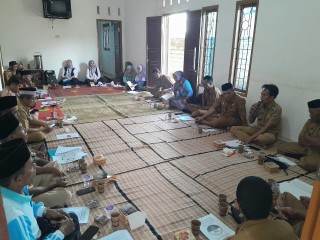 Camat Seputih Mataram Hadiri MAK BUMDESMA Lestari Semata