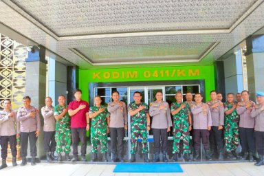 Perkuat Sinergitas, Kapolres Lamteng Kunjungi Kodim 0411/KM dan Kejari