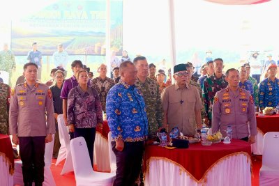 Kapolres Dampingi Kapolda Lampung Hadiri Panen Raya Serentak Bersama Presiden di Lamteng